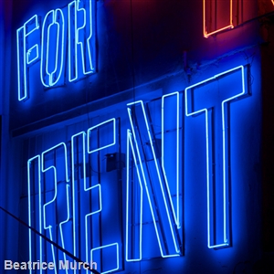 More people 'looking at flats to rent in London'